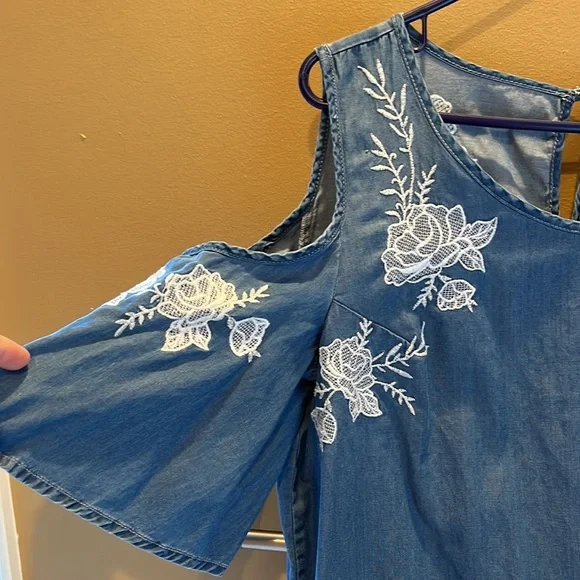 Kut from the Kloth Ladies sz L Tunic Top - Picture 2 of 5